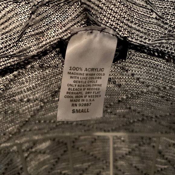 VENUS Black & White Cowl Neck Women’s Top Size Small - Picture 7 of 7